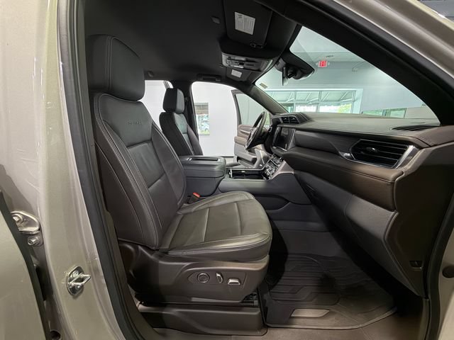 Used 2023 GMC Yukon Denali AWD/4WD image 13