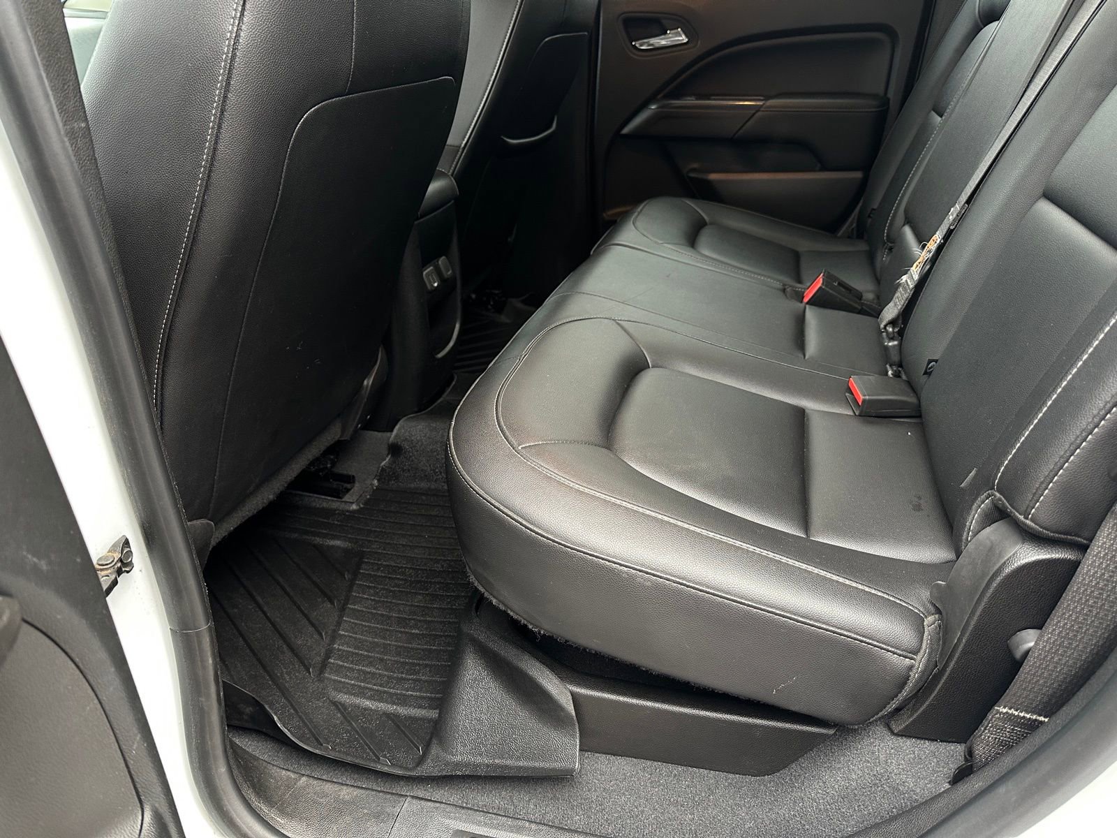 Used 2019 GMC Canyon SLT w/ Driver Alert Package image 24