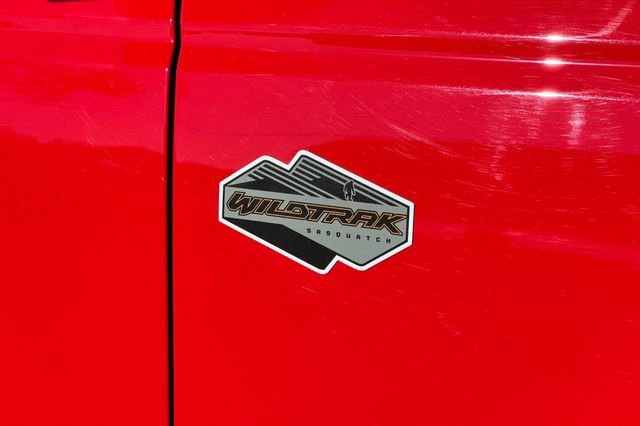 Used 2022 Ford Bronco Wildtrak image 9