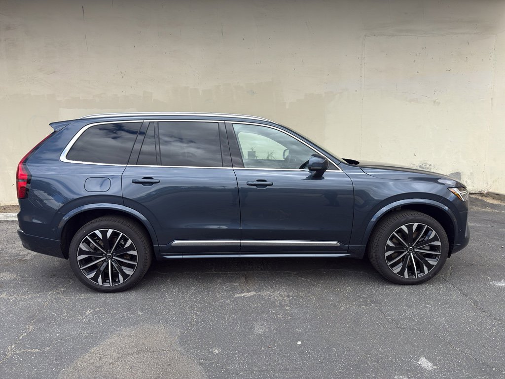 New 2026 Volvo XC90 T8 Plus w/ Protection Package Premier image 7