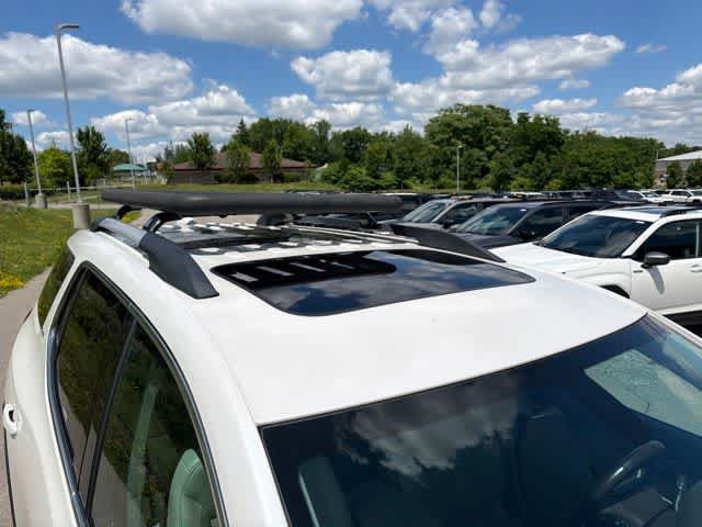 Used 2020 GMC Acadia SLT w/ Trailering Package AWD/4WD image 8