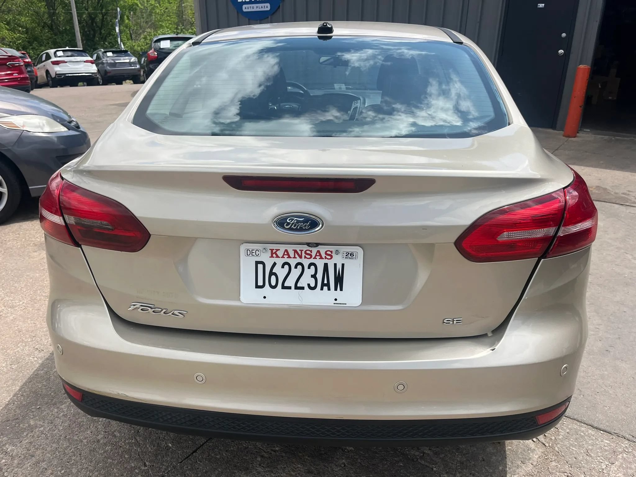 Used 2017 Ford Focus SEL FWD image 10