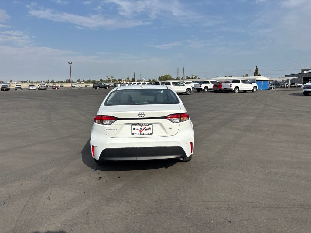 Used 2024 Toyota Corolla LE FWD image 17