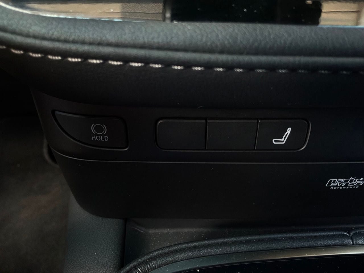 Used 2023 Lexus LS 500 F Sport w/ Cold Weather Package (CK) RWD image 35