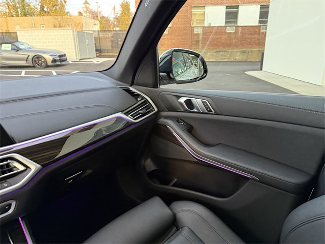 Used 2021 BMW X5 xDrive40i w/ Premium Package 2 image 18