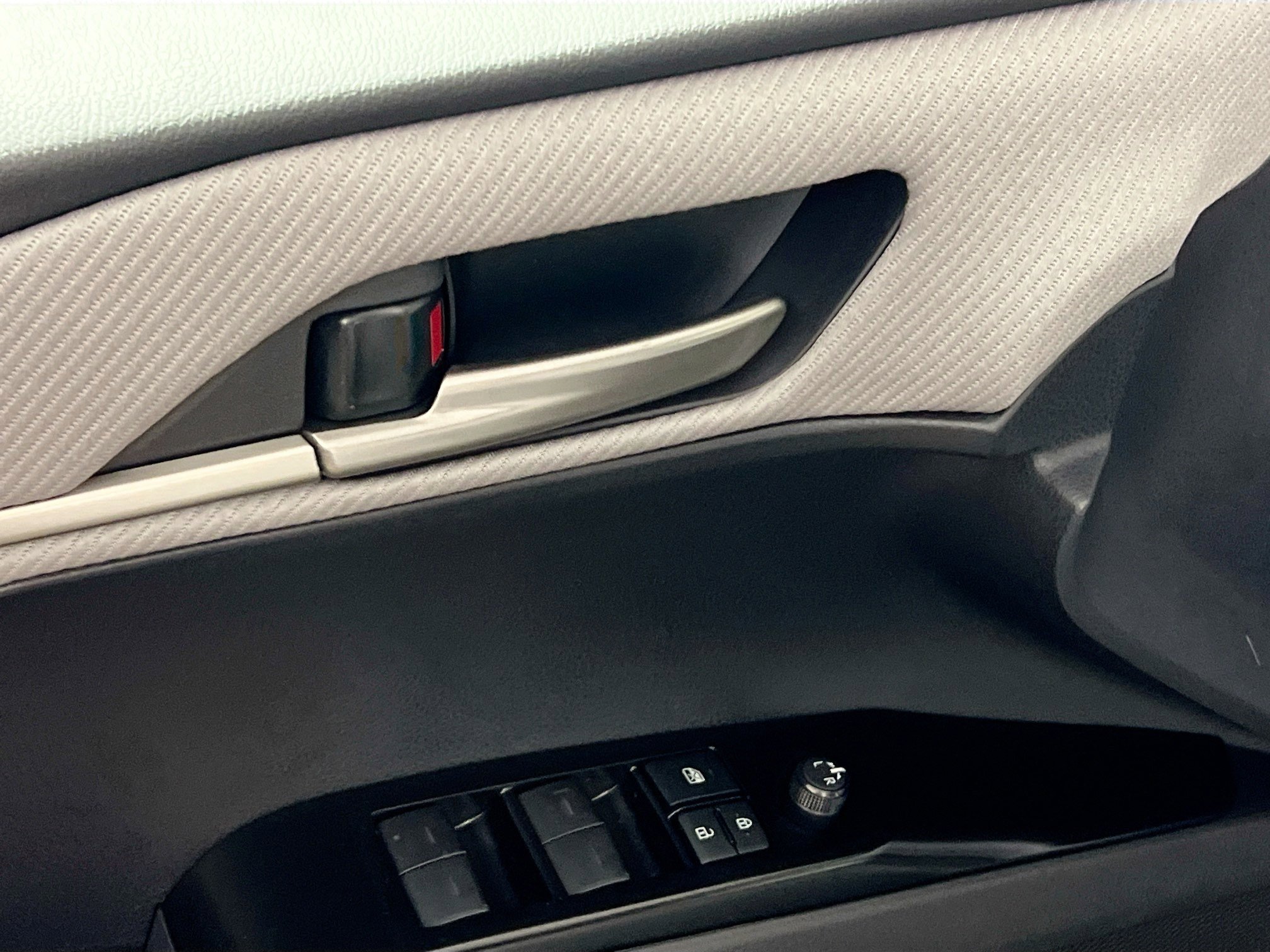 New 2026 Toyota Camry SE image 16