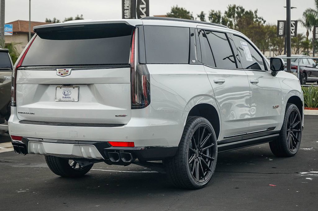 Used 2023 Cadillac Escalade V image 5