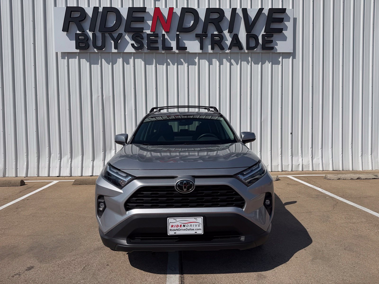 Used 2023 Toyota RAV4 XLE Premium AWD/4WD image 11