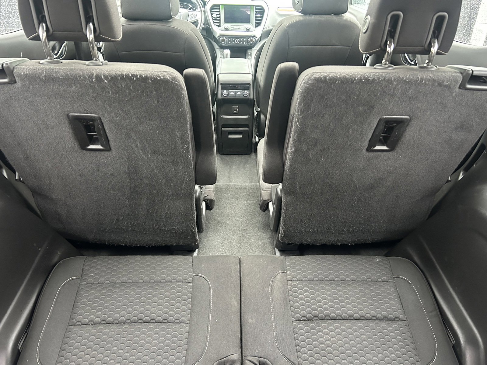 Used 2019 GMC Acadia SLE image 17