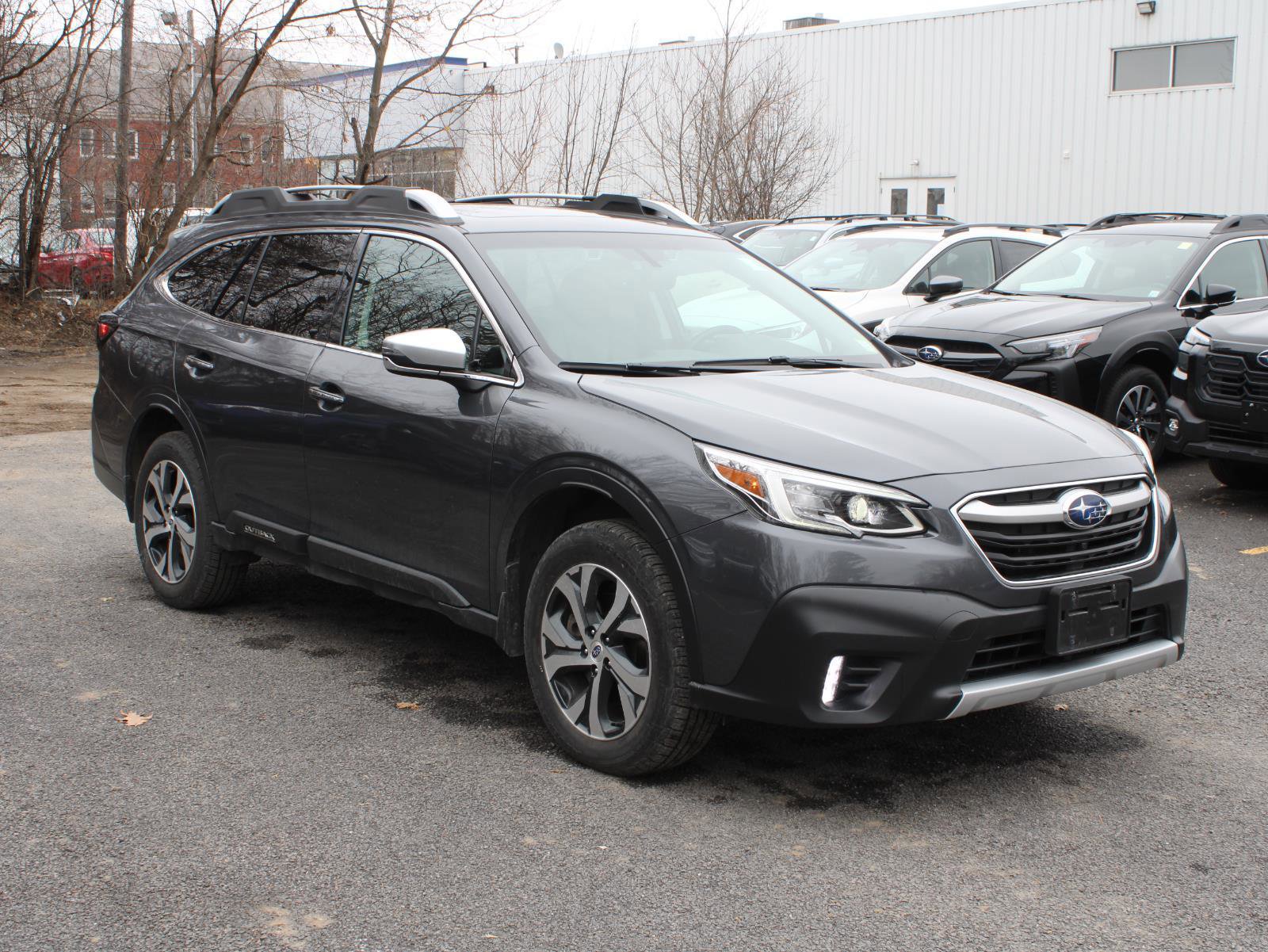 Used 2020 Subaru Outback Touring image 3