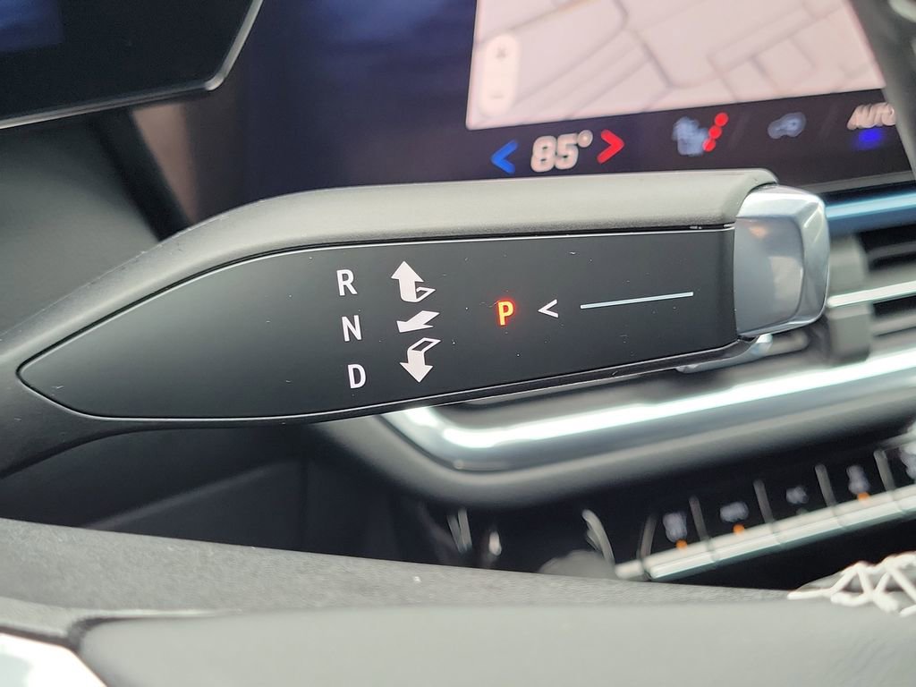 Used 2026 Chevrolet Equinox EV LT image 12