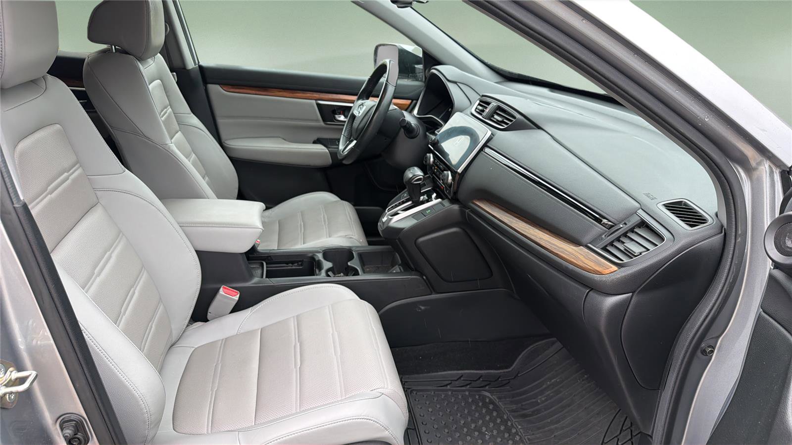 Used 2019 Honda CR-V Touring image 11