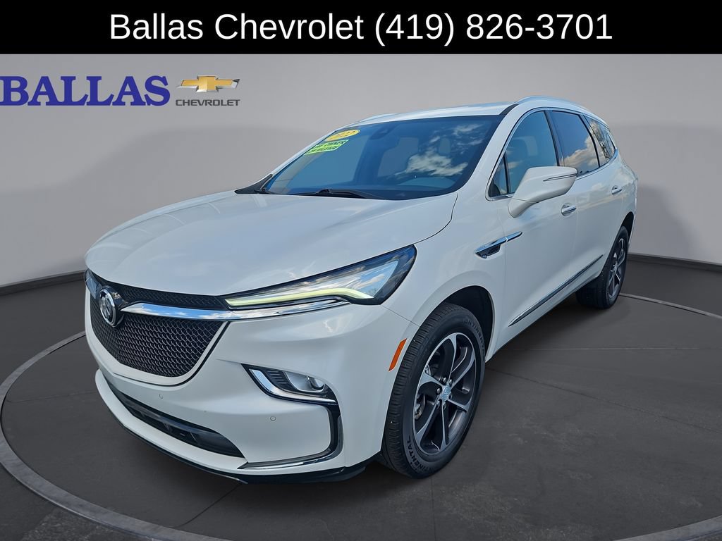 Used 2022 Buick Enclave Essence w/ Sport Touring Edition FWD image 1