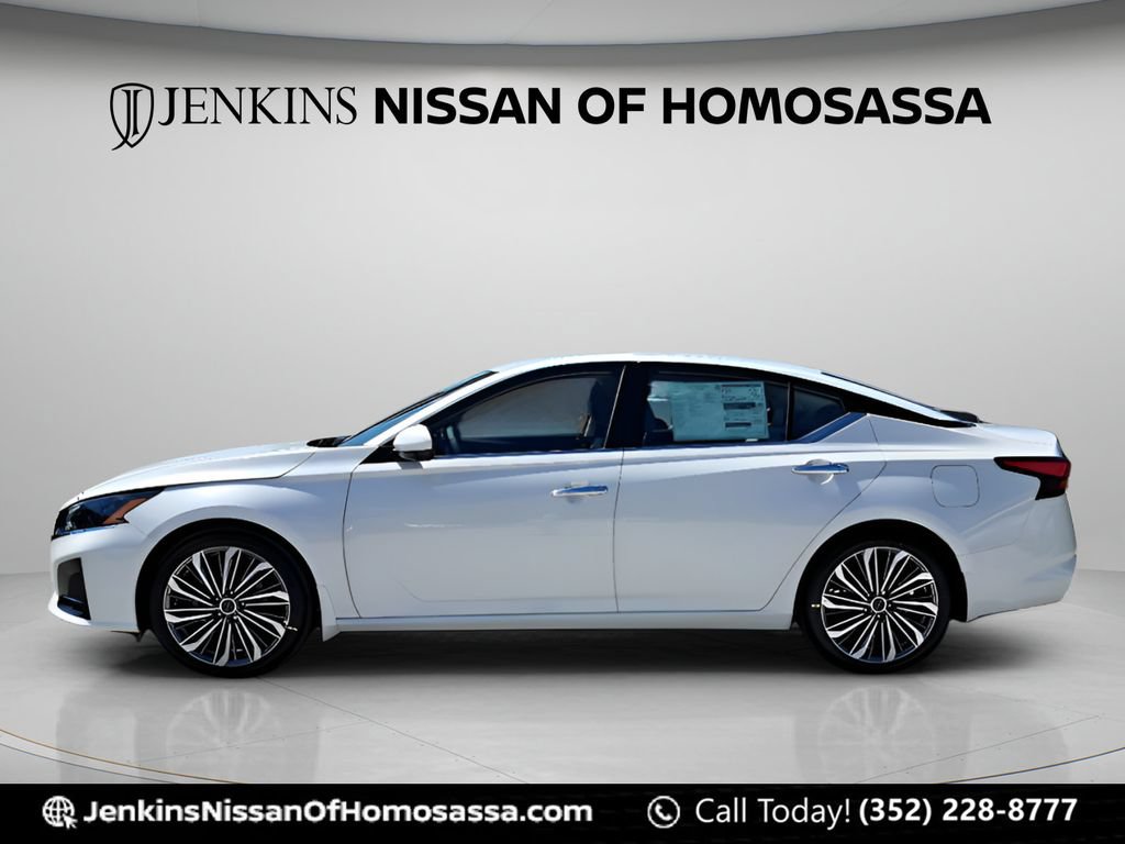 New 2025 Nissan Altima 2.5 SL FWD image 7