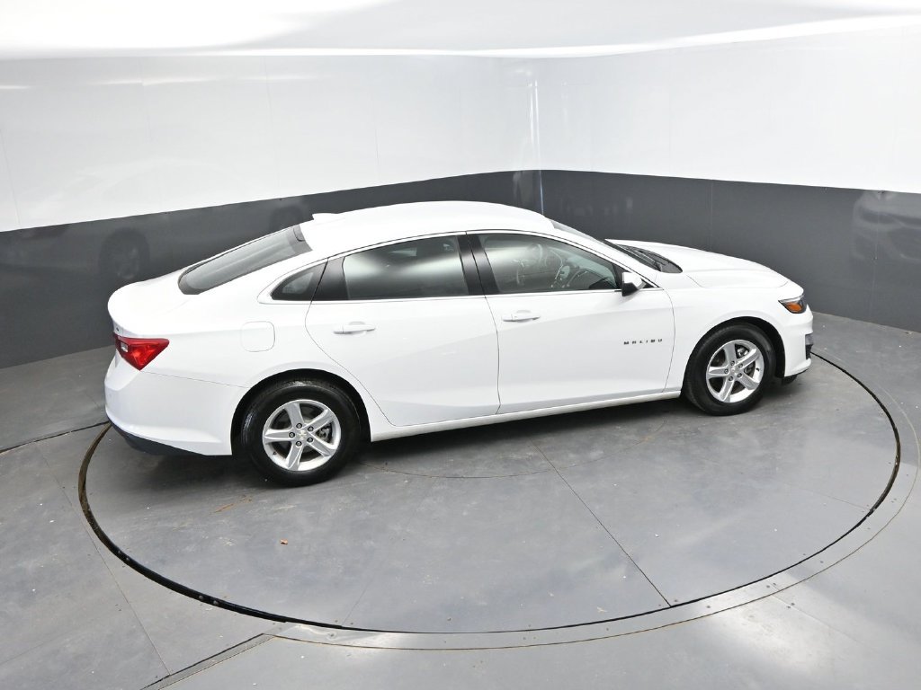 Used 2024 Chevrolet Malibu LT FWD image 30