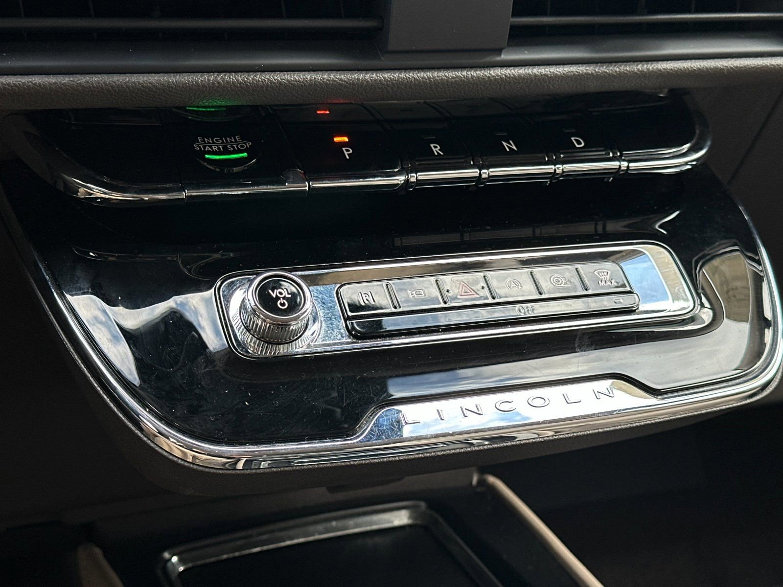 Used 2023 Lincoln Corsair Reserve w/ Equipment Group 201A image 23