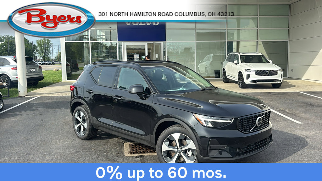 New 2026 Volvo XC40 B5 Core w/ Climate Package