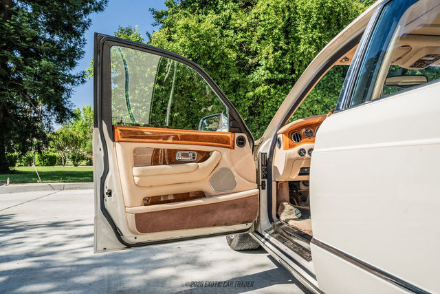 Used 2002 Rolls-Royce Silver Seraph RWD image 24