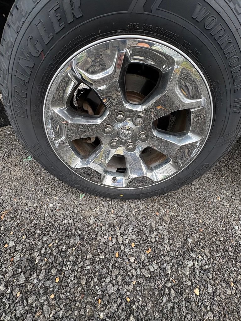 Used 2020 RAM 1500 Big Horn AWD/4WD image 9