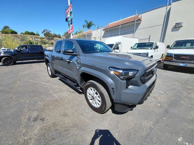 Used 2025 Toyota Tacoma SR image 2
