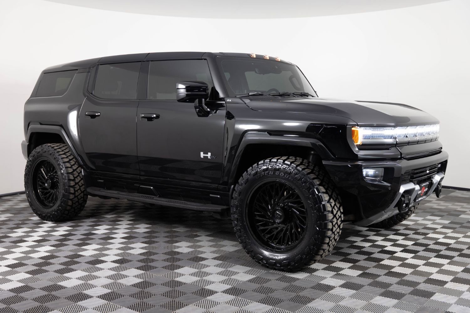 Used 2025 GMC Hummer EV 2X AWD/4WD image 9