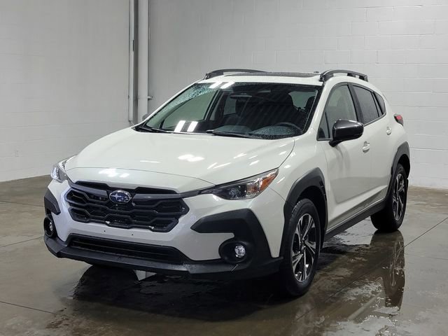 Used 2025 Subaru Crosstrek 2.0i Premium AWD/4WD image 2
