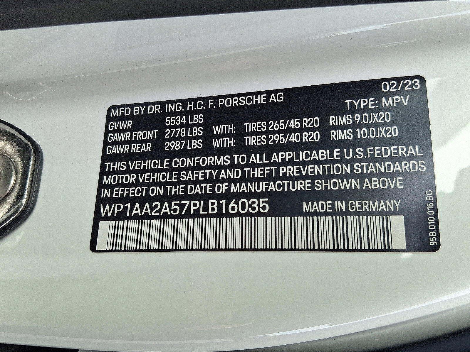 Used 2023 Porsche Macan image 27