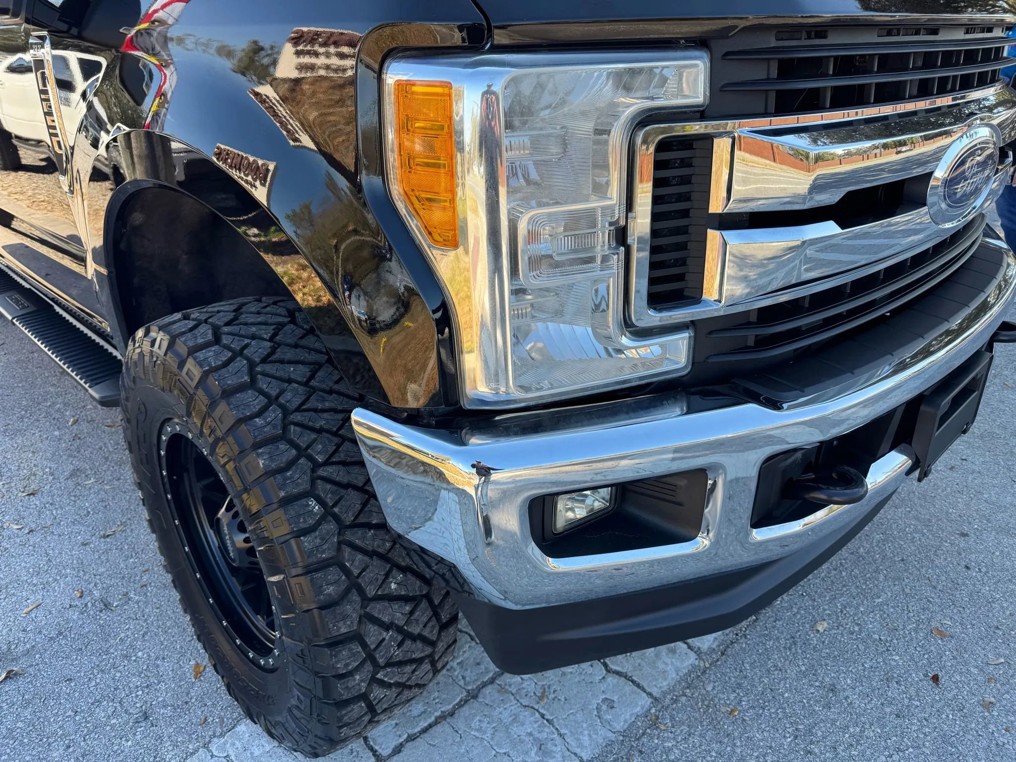 Used 2017 Ford F250 XLT w/ XLT Value Package image 14