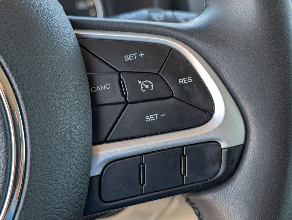 Used 2020 Jeep Renegade Latitude image 18