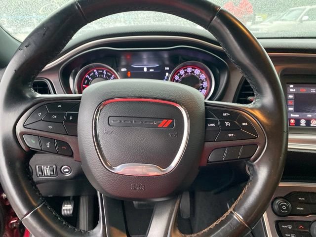 Used 2019 Dodge Challenger SXT RWD image 19