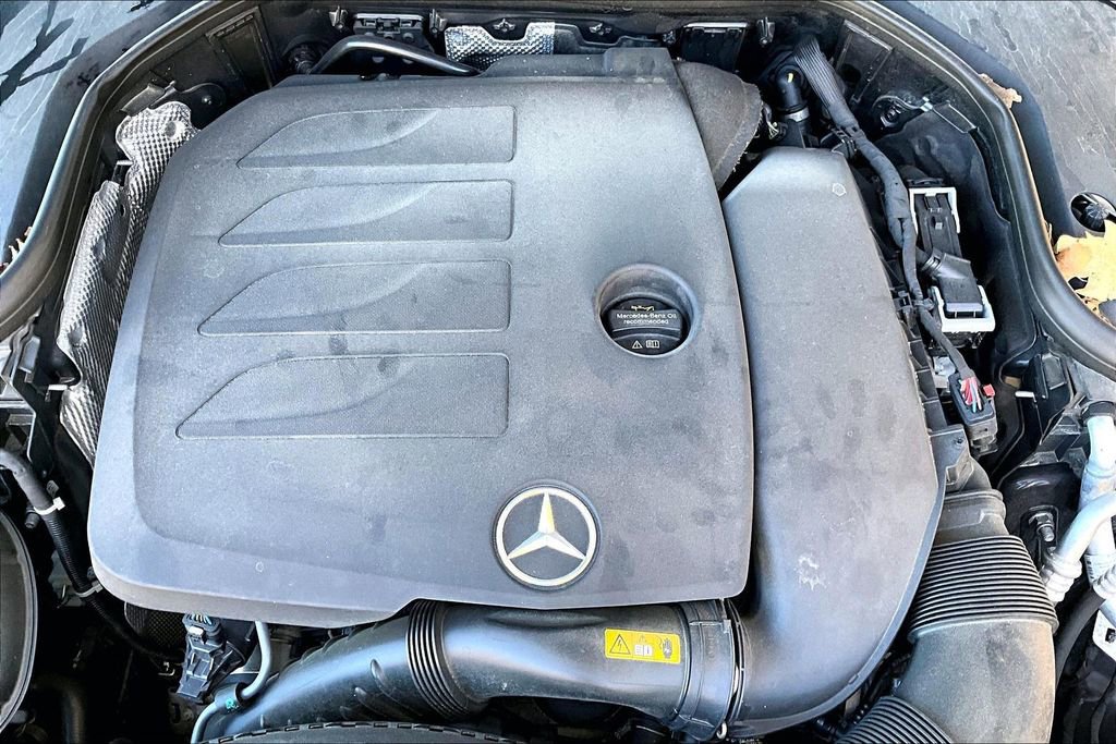Certified 2023 Mercedes-Benz E 350 4MATIC Sedan image 33