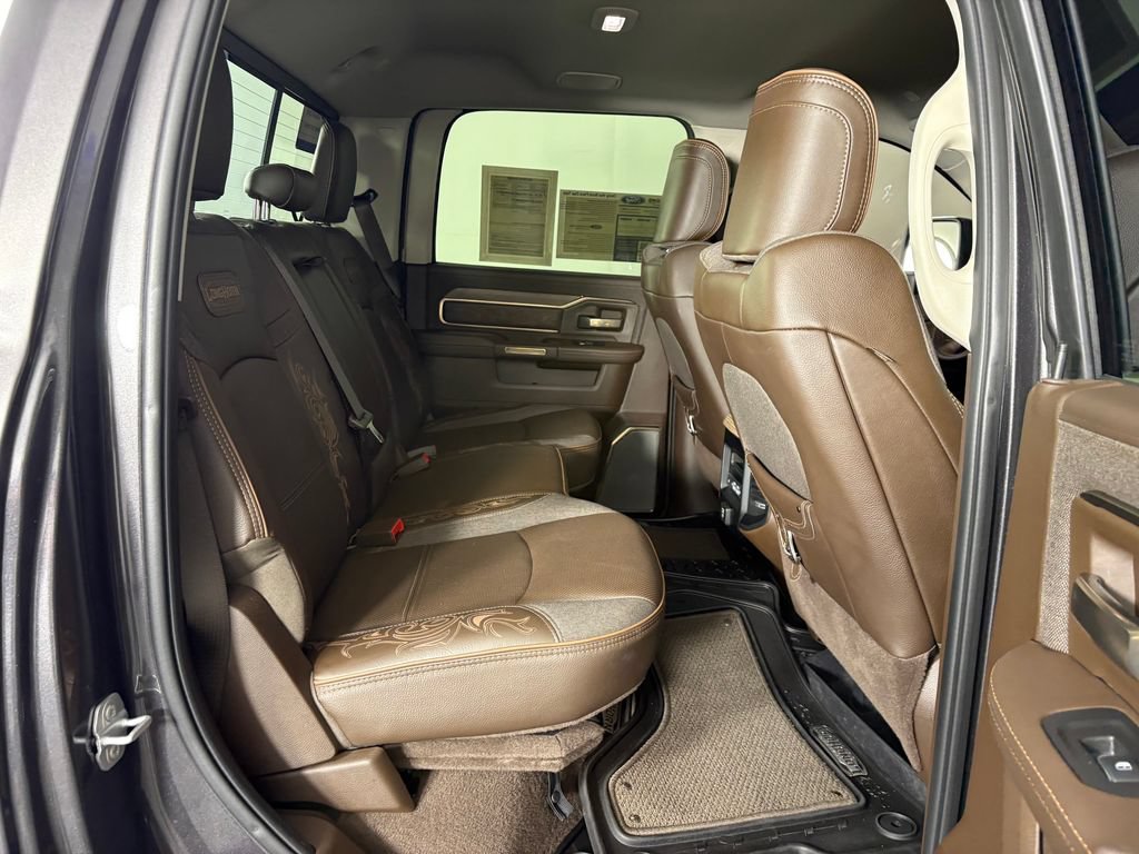 Used 2025 RAM 2500 Limited AWD/4WD image 32