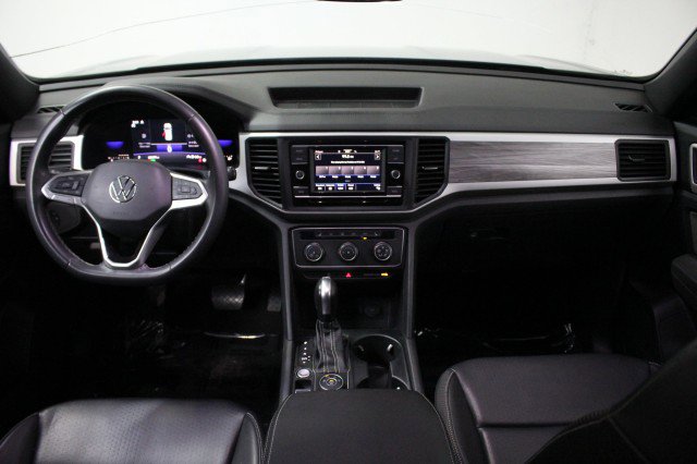 Used 2022 Volkswagen Atlas Cross Sport SE image 24