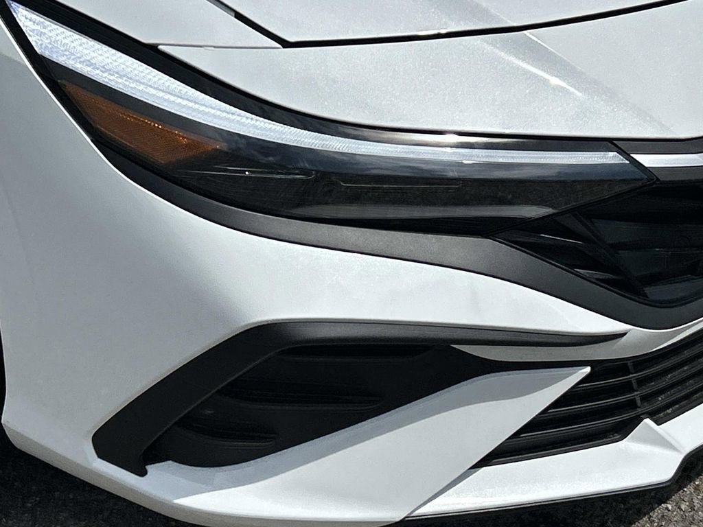 New 2026 Hyundai Elantra Sport FWD image 10