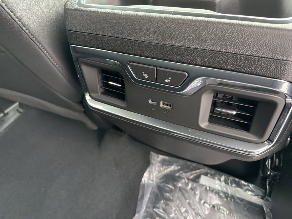 New 2026 Chevrolet Silverado 3500 LTZ w/ LTZ Plus Package image 15