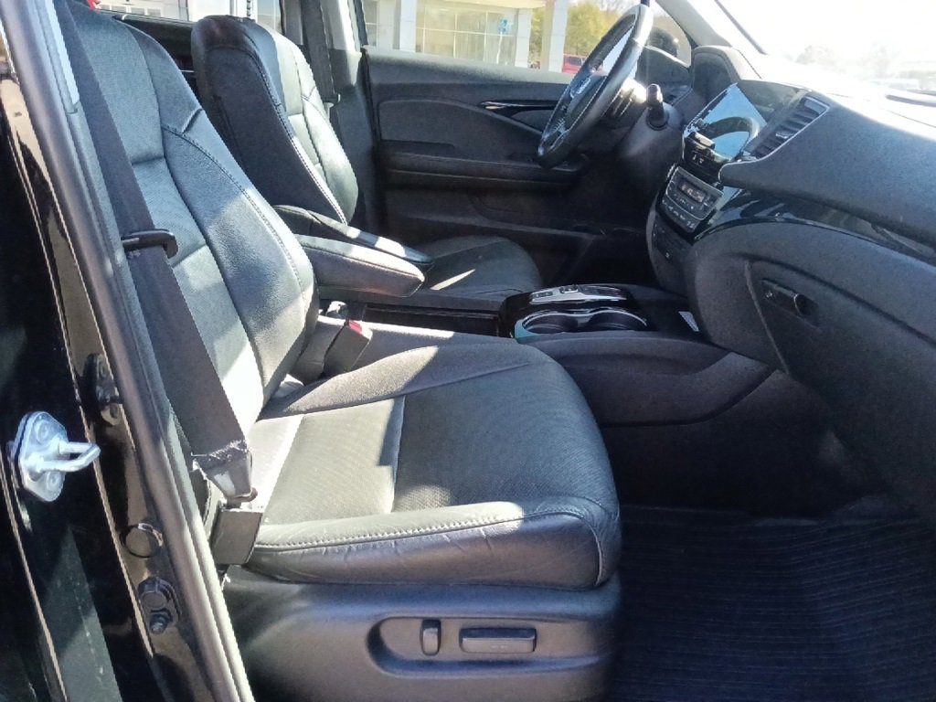 Used 2021 Honda Pilot Elite image 31