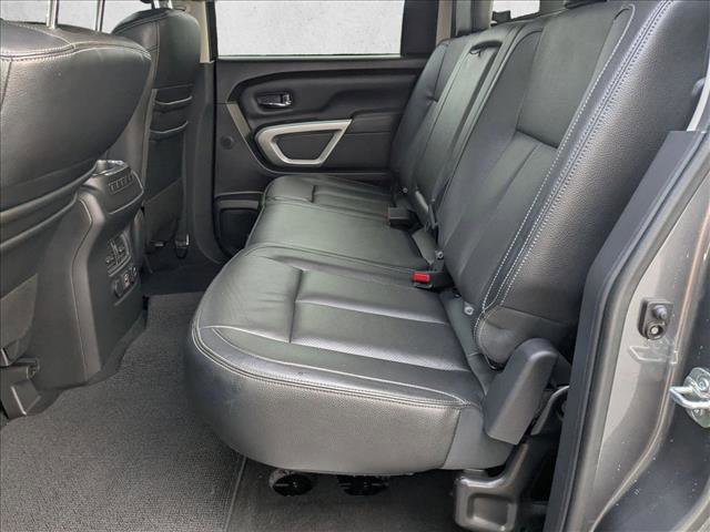 Used 2020 Nissan Titan SL w/ Moonroof Package image 17