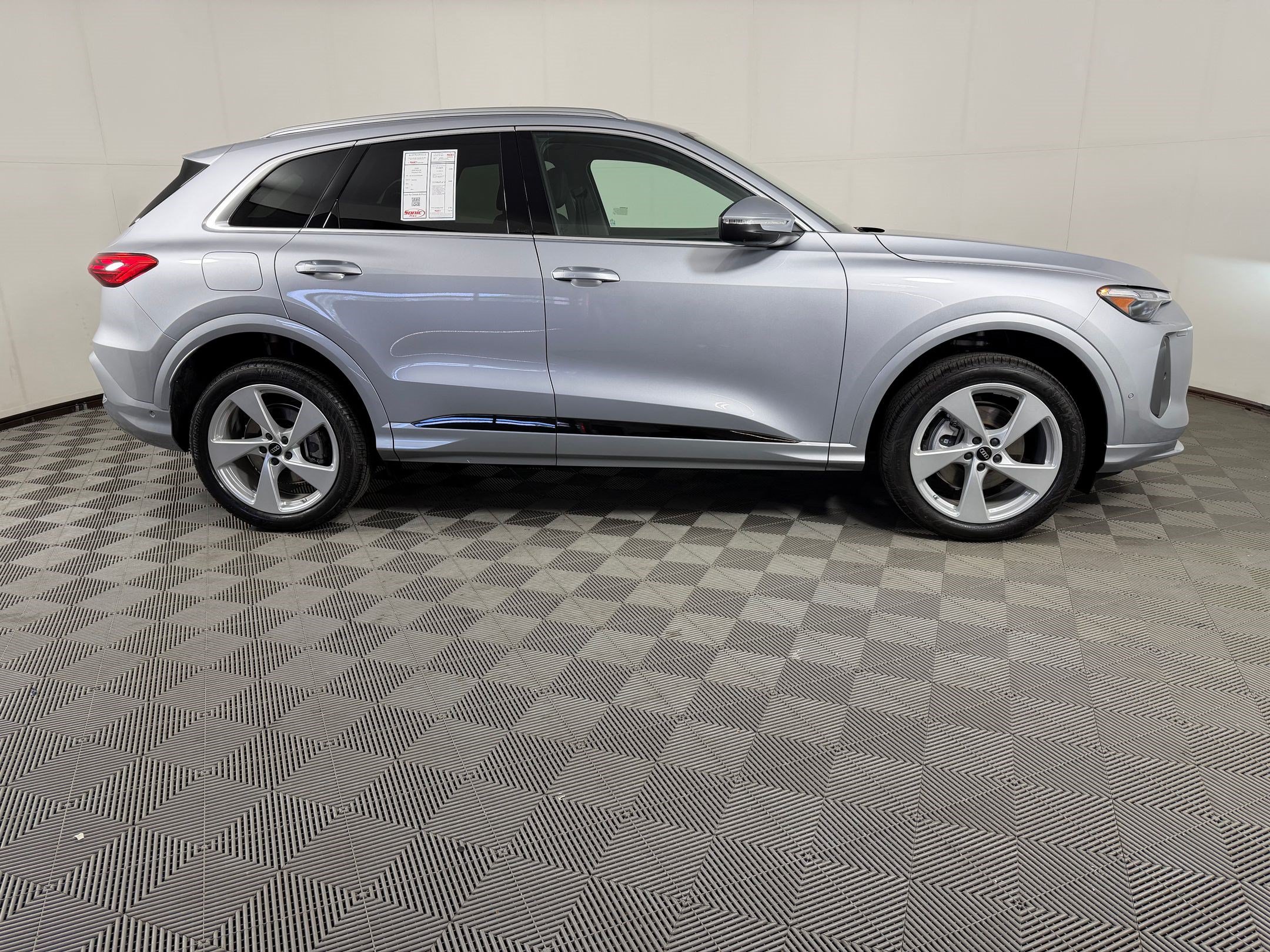 New 2026 Audi Q5 Premium AWD/4WD image 8
