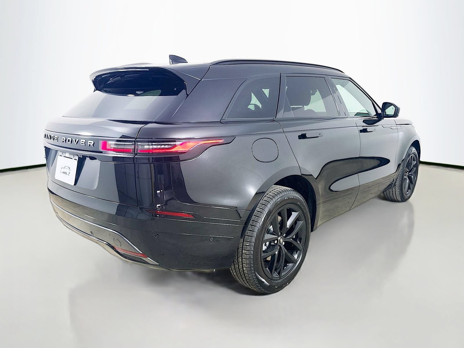 New 2026 Land Rover Range Rover Velar Dynamic SE AWD/4WD image 5