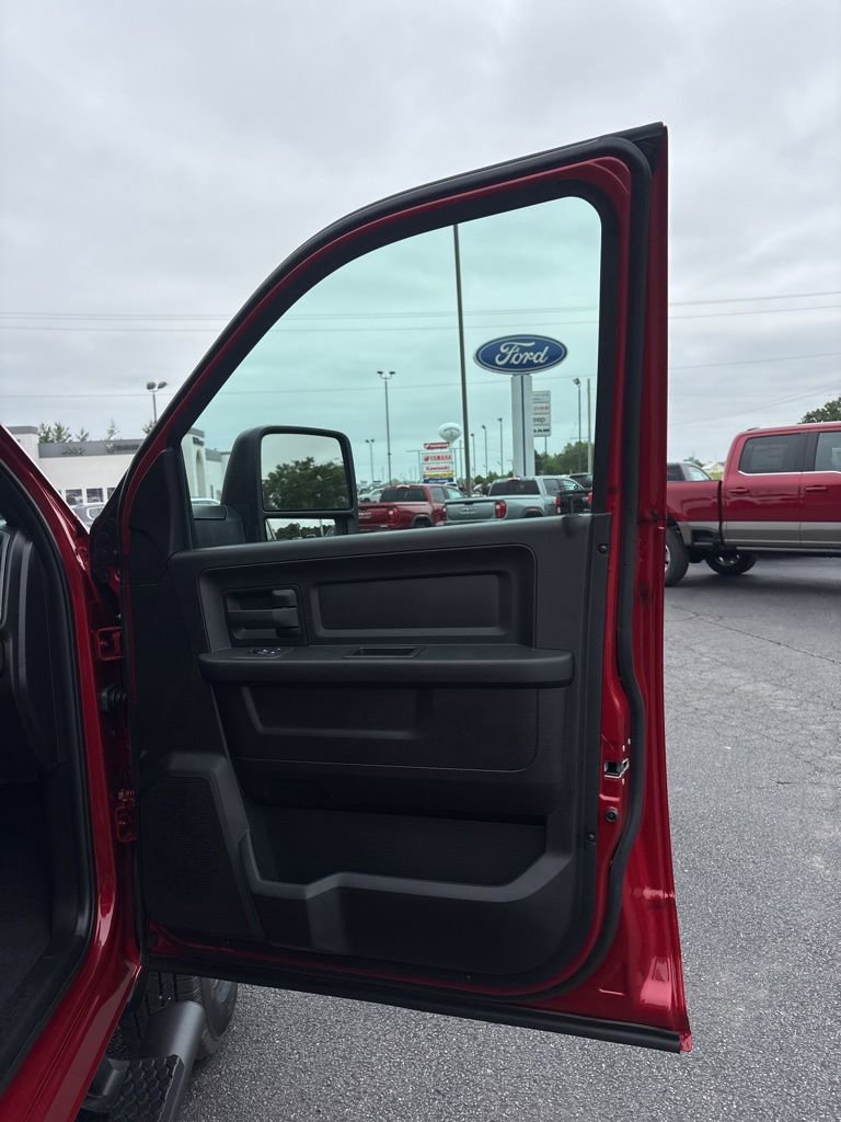 New 2026 RAM 3500 Tradesman AWD/4WD image 26