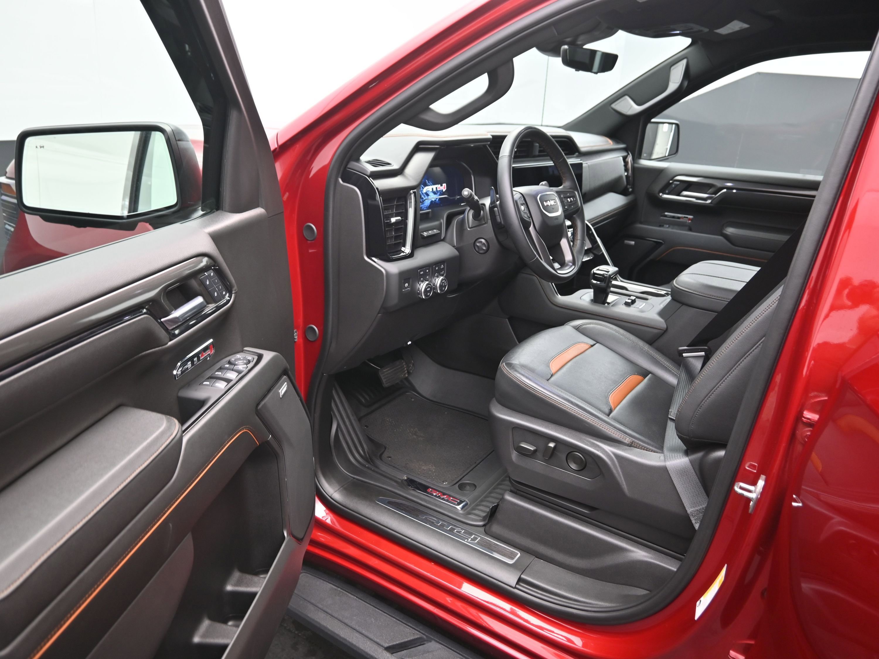 Used 2024 GMC Sierra 1500 AT4 w/ Technology Package image 12