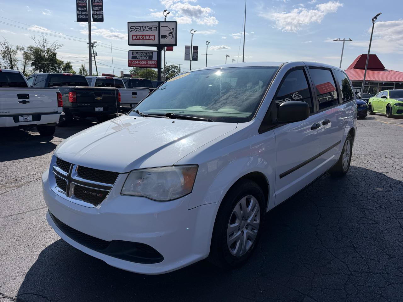 Used 2015 Dodge Grand Caravan American Value Package FWD image 3