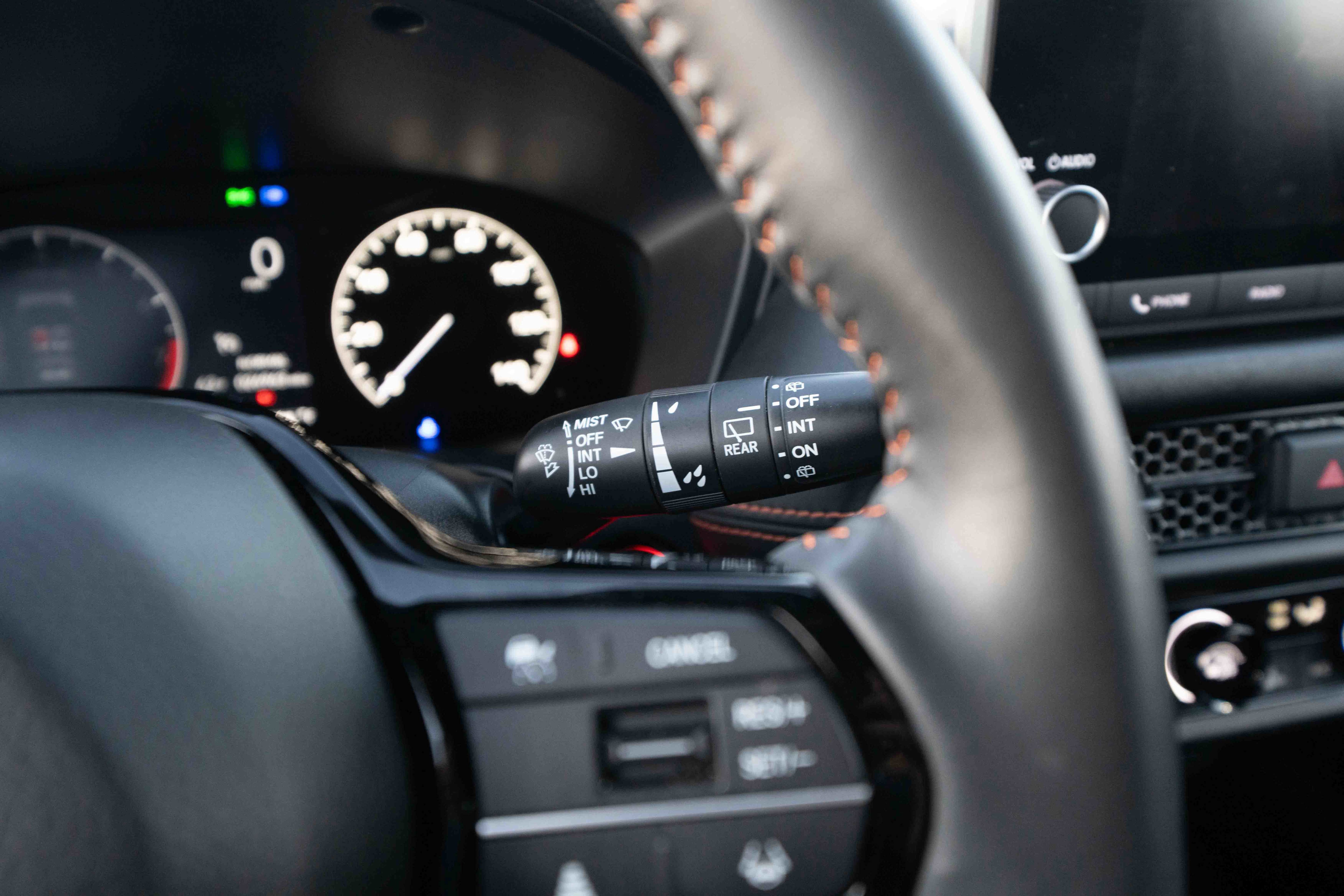 Used 2025 Honda HR-V Sport image 14