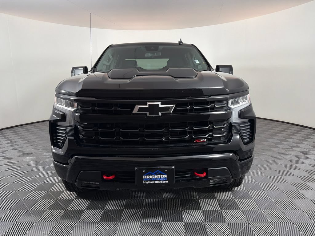 Used 2025 Chevrolet Silverado 1500 LT Trail Boss w/ LPO, Dark Essentials Package AWD/4WD image 8