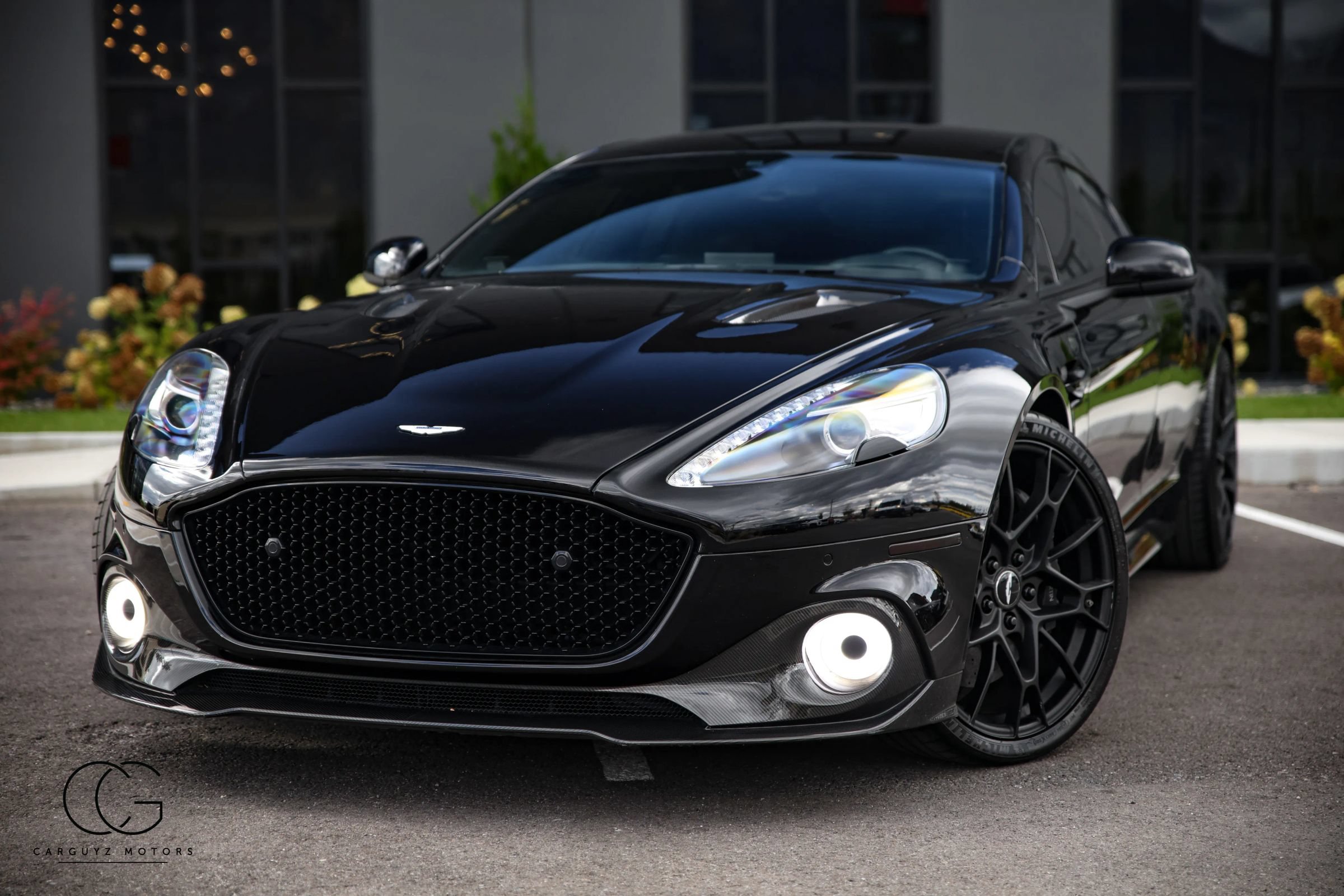Used 2019 Aston Martin Rapide AMR RWD image 2