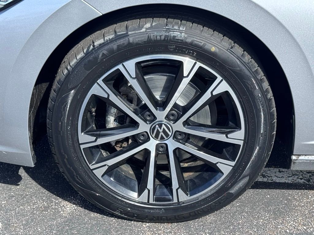 Used 2023 Volkswagen Jetta Sport image 39