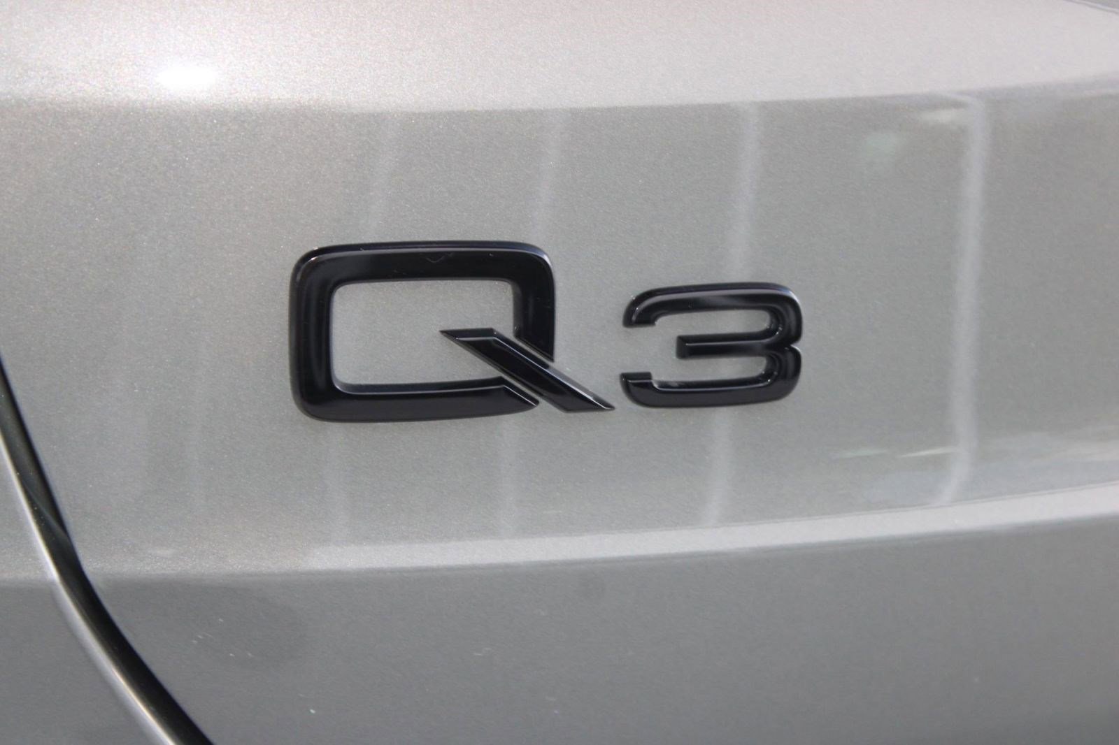 Used 2021 Audi Q3 2.0T Premium Plus image 22