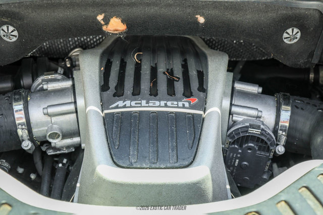 Used 2014 McLaren MP4-12C Spider RWD image 29