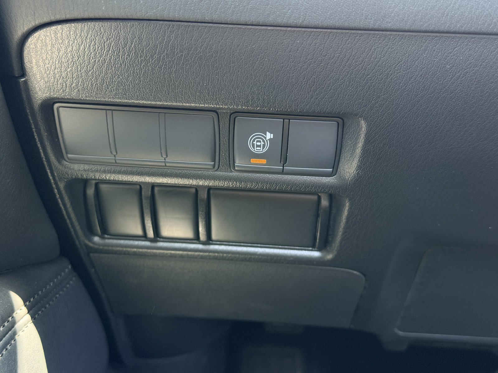 Used 2023 Nissan Armada SV AWD/4WD image 20