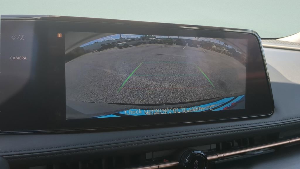 Certified 2023 Nissan Ariya AWD image 17